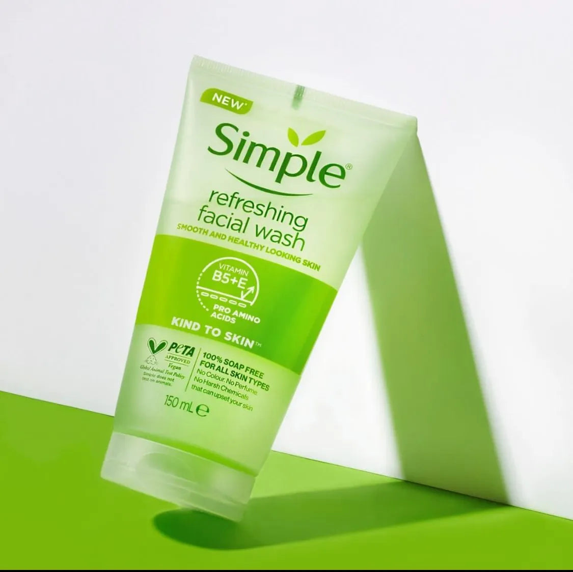 Simple Kind to Skin Refreshing Facial Wash - 150ml | Premium Skincare & Beauty Products in Pakistan