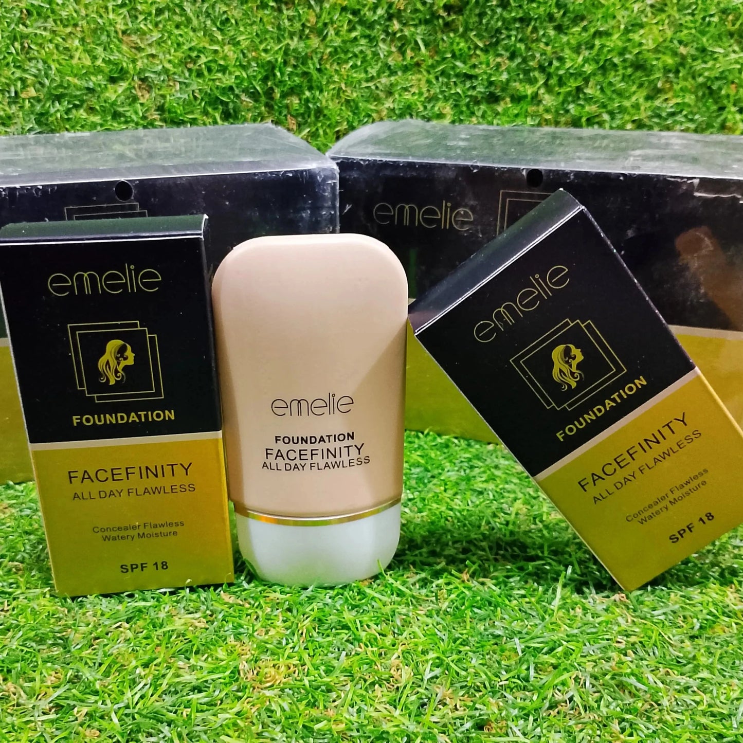 Emelie Foundation Tube 35ml