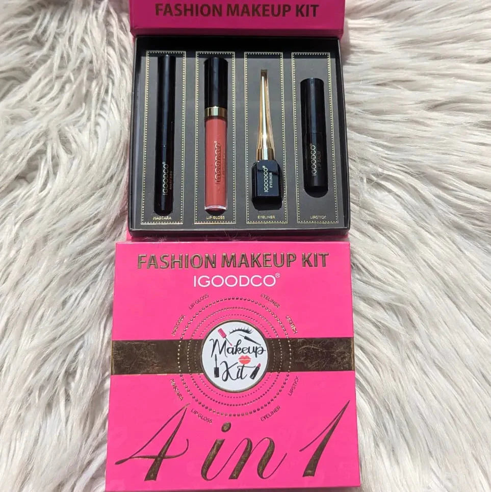 Igoodco 4-in-1 Fashion Makeup Kit