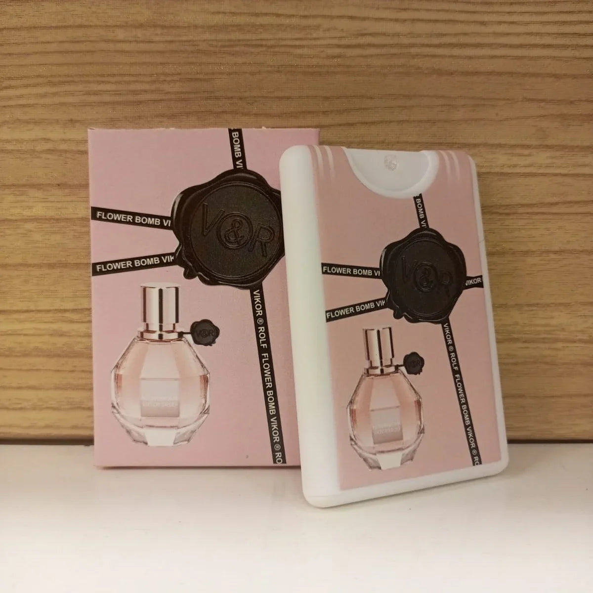 Viktor & Rolf Flower Bomb Perfume