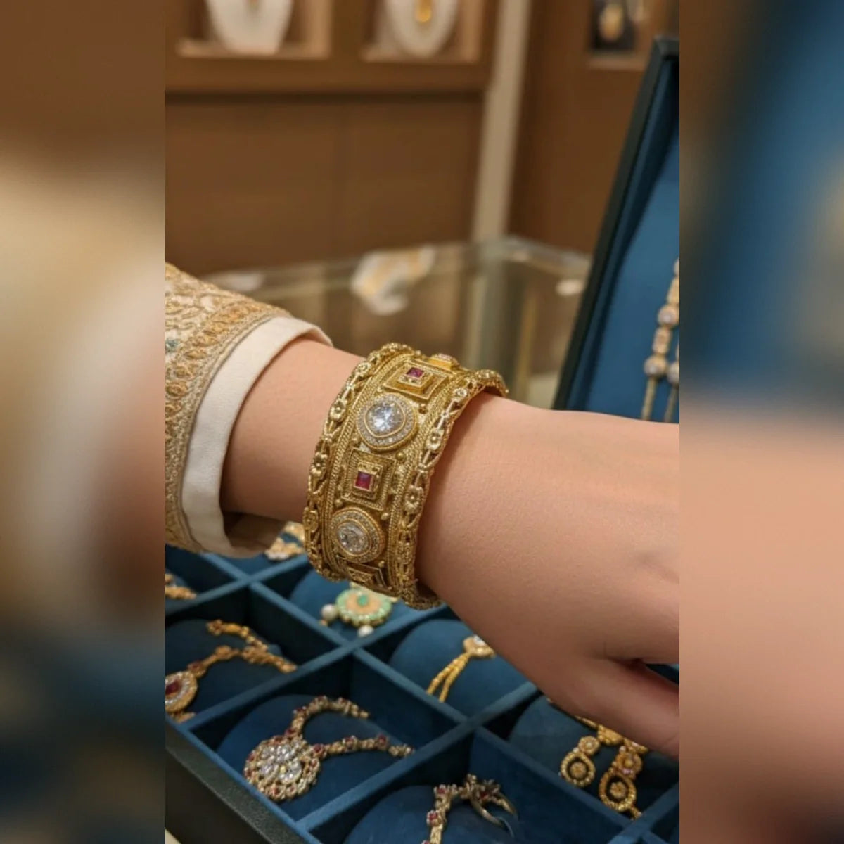 Zircon Work High Quality Rajwari Gold Bangles