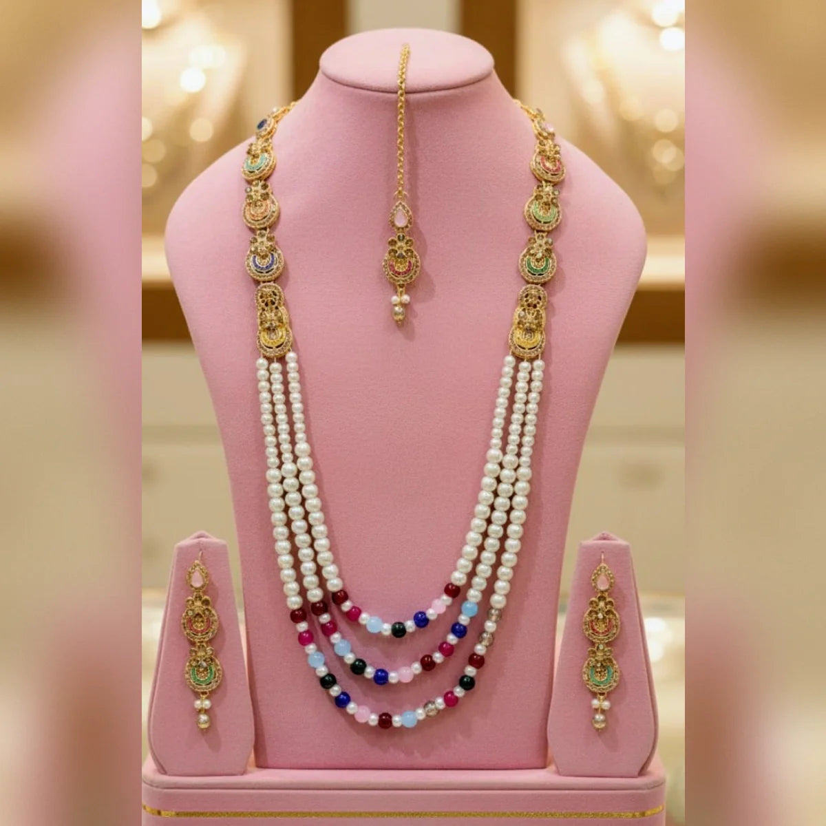 Elegant Pearl Mala set