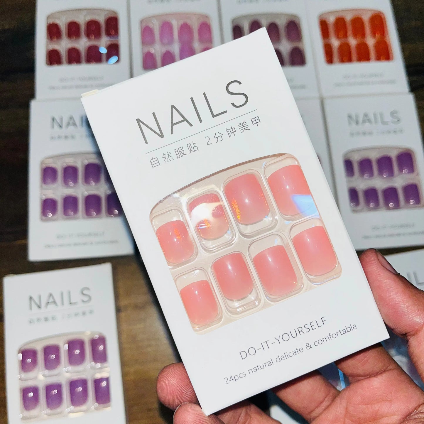Stylish Artifical Nails With Free sticker (24 Pcs)