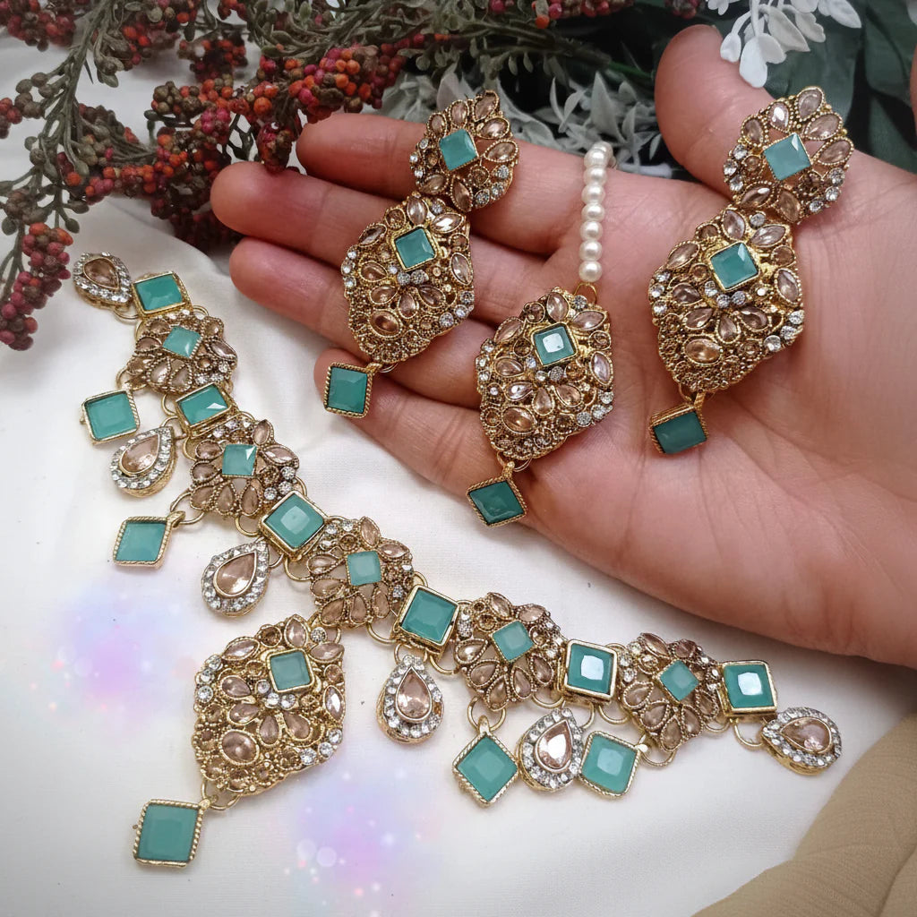 Antique Necklace Set - Stone Work