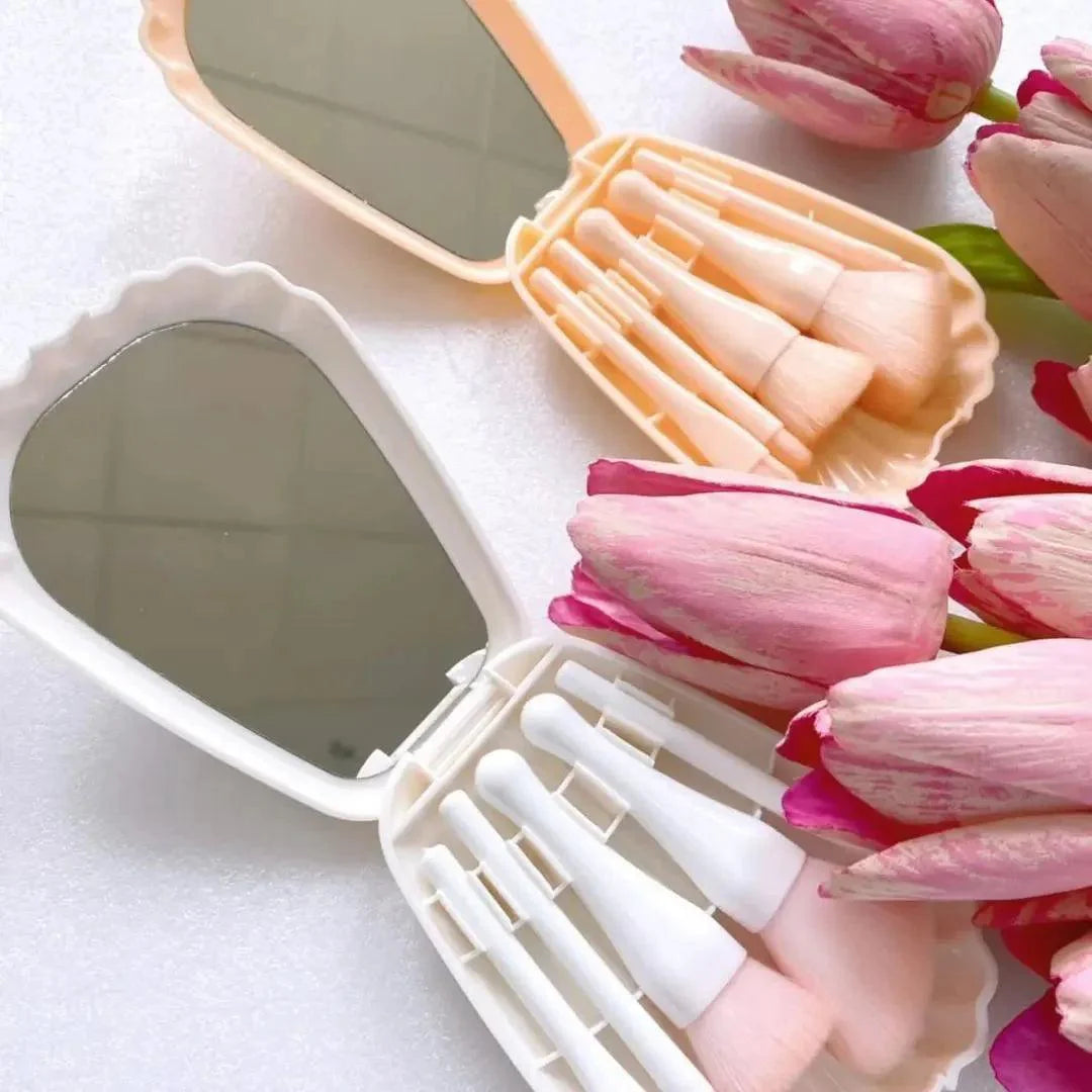 Shell Brushes Set - Random