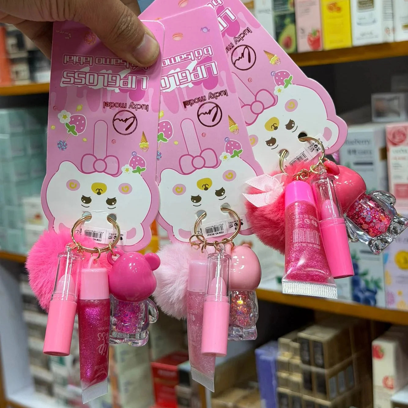 Lucky Model 3in1 Key Chain Lipgloss
