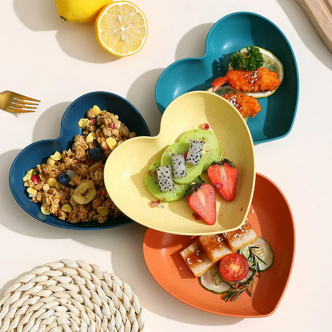 Heart Shape 10 PCs Plate Set With Holder