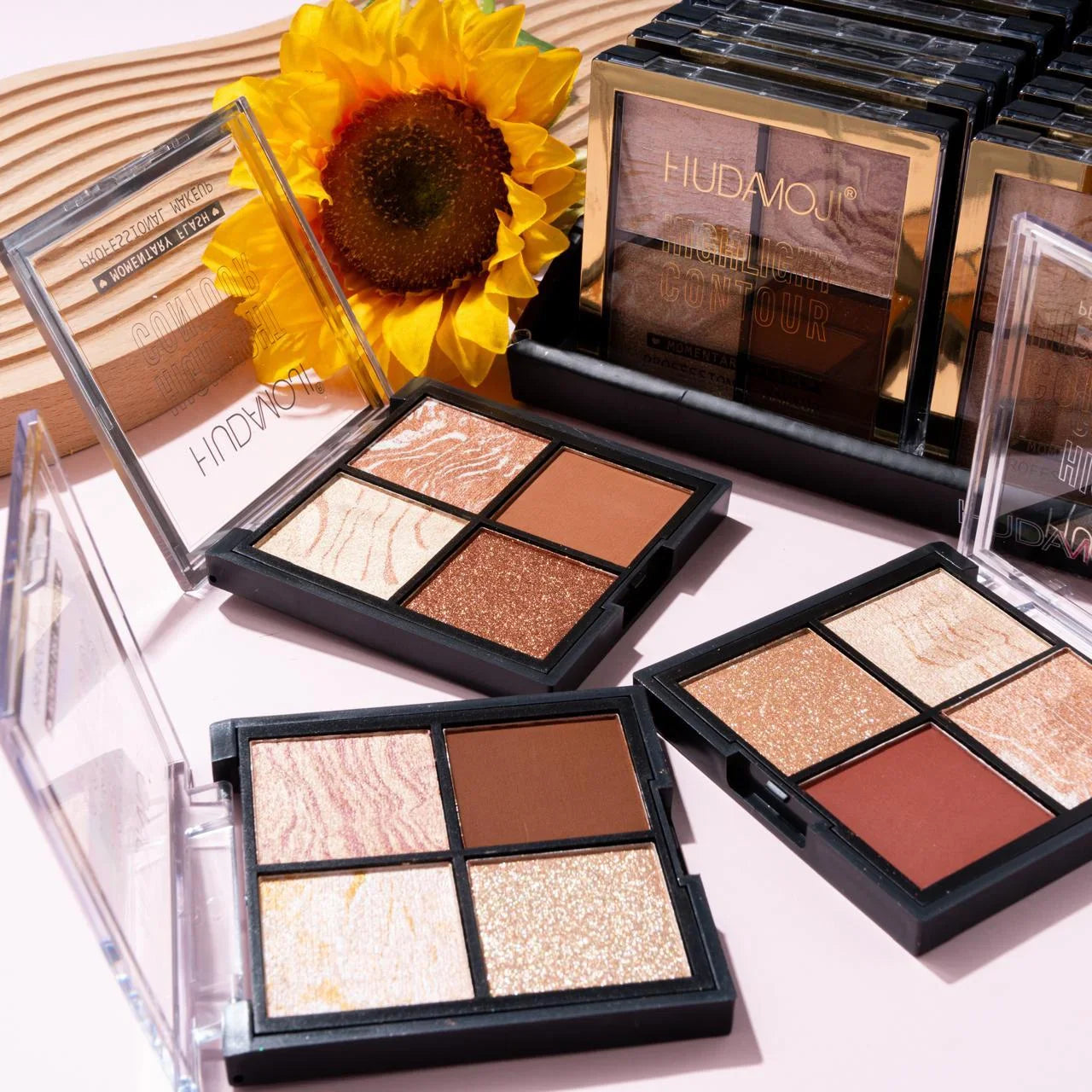 Huda Moji Contour Highlighter Palette – Sculpt, Glow & Define