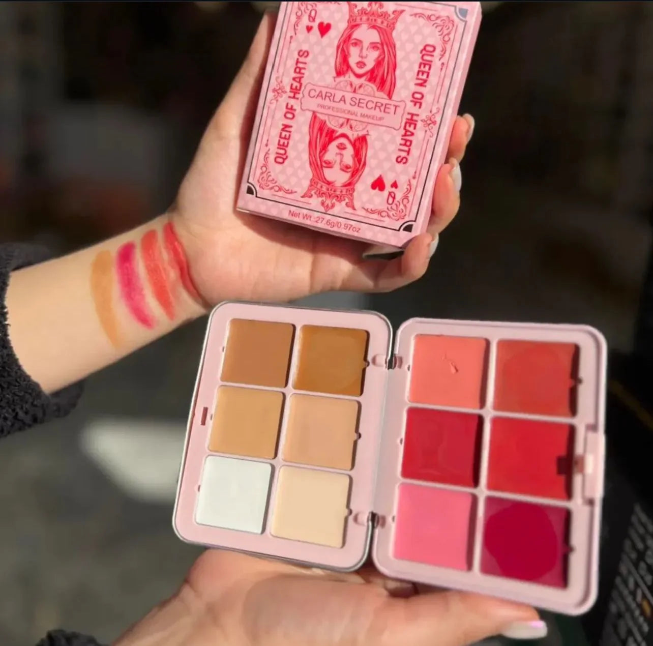 Carla Secret Concealer & Blush Palette