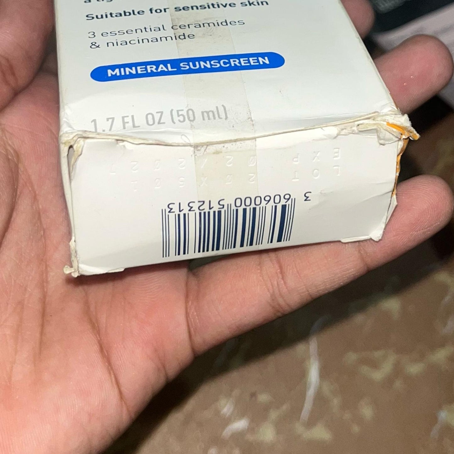 CeraVe Hydrating Mineral Sunscreen Broad Spectrum SPF 30 FACE SHEER TINT