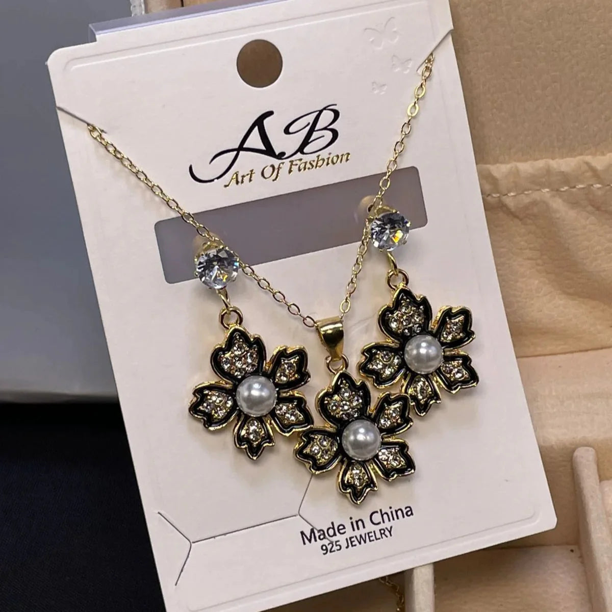 Women’s Necklace & Earrings Set – Each
