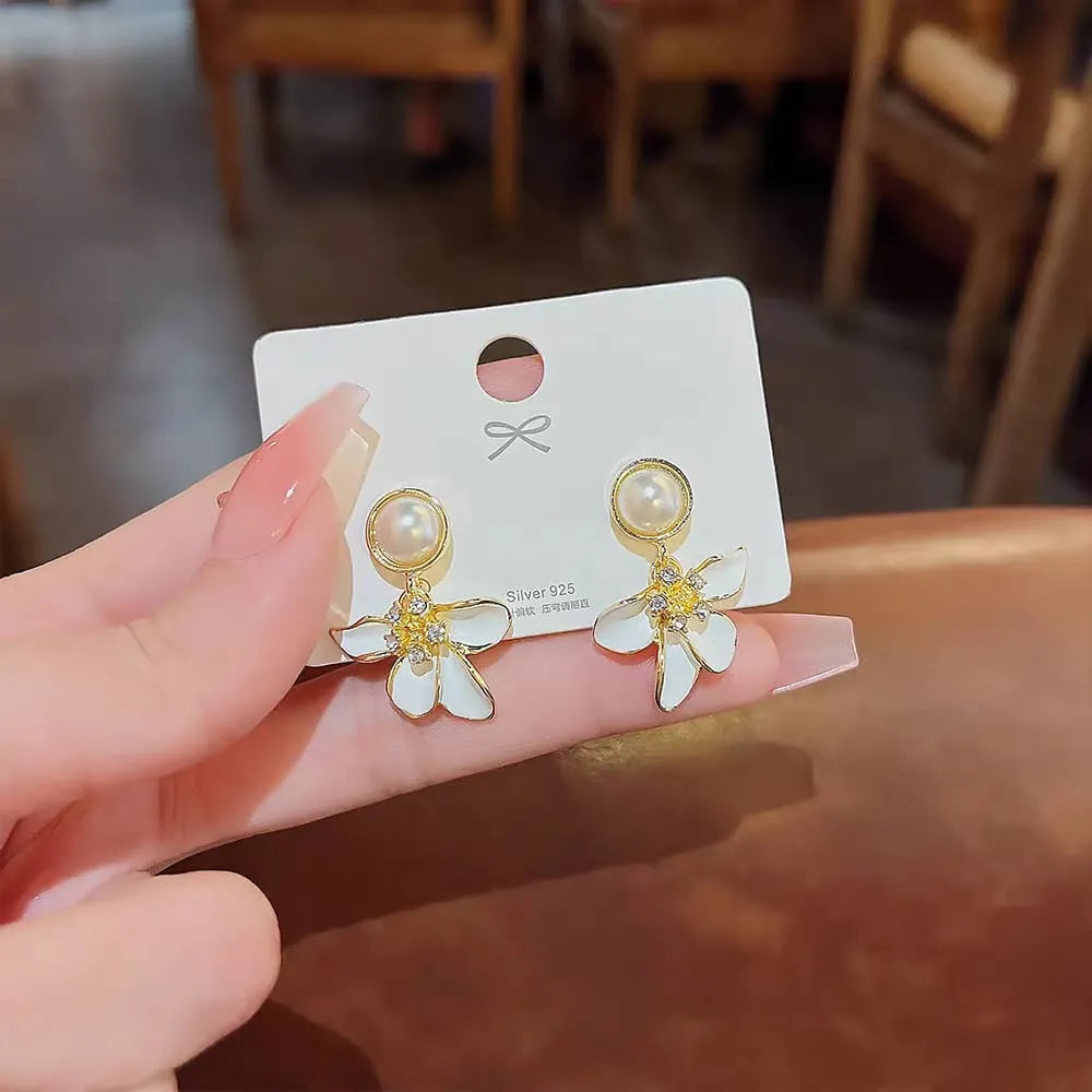 9 two 5 Most demanded  Flower Earring