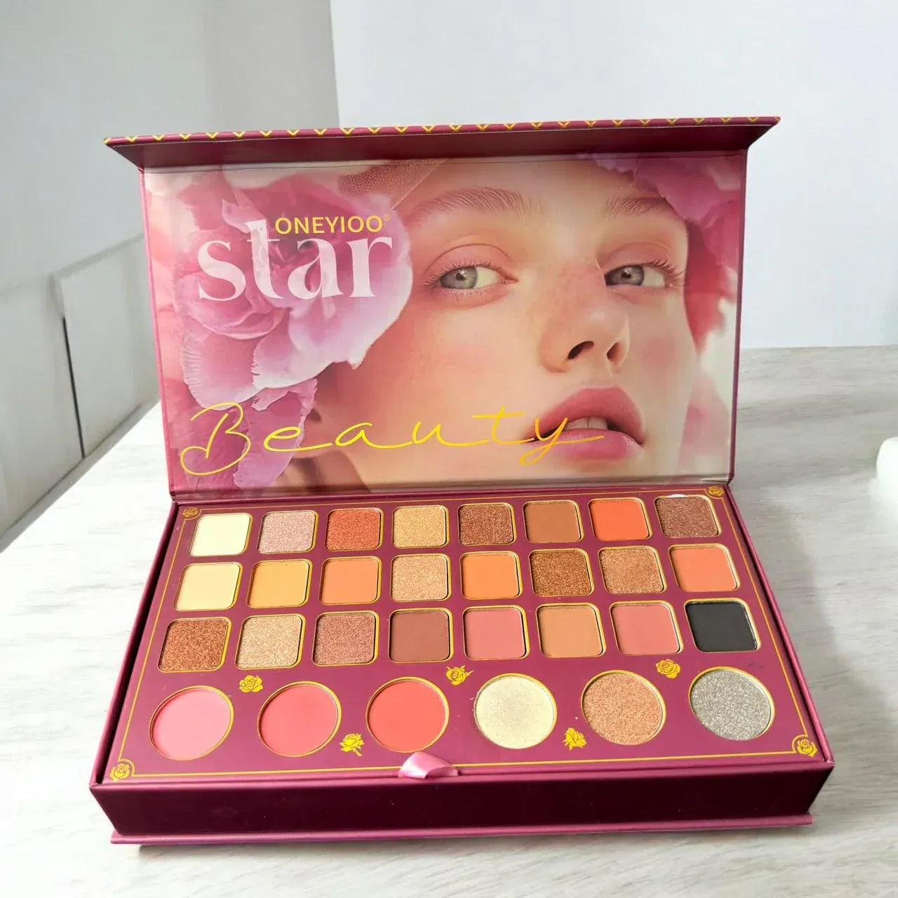 Oneyioo makeup kit