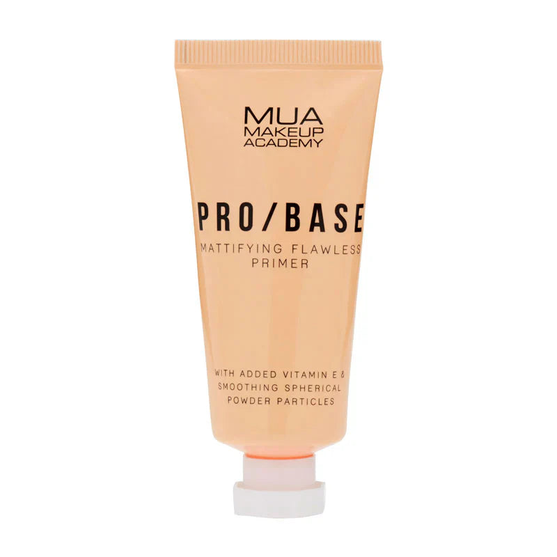 MUA Makeup Academy Pro/Base Mattifying Flawless Primer - 30g