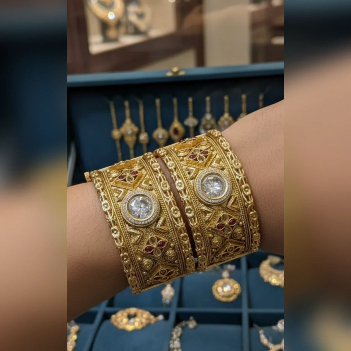 Zircon Work High Quality Rajwari Gold Bangles