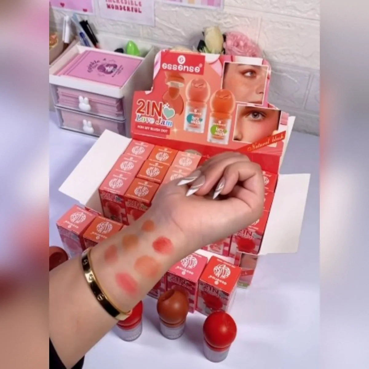 Essence 2in1 Love Jam Oh My Blush Dot Liquid Blushes